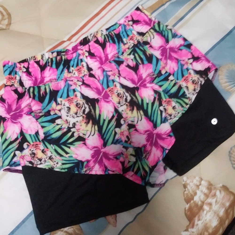 NWOT girls shorts